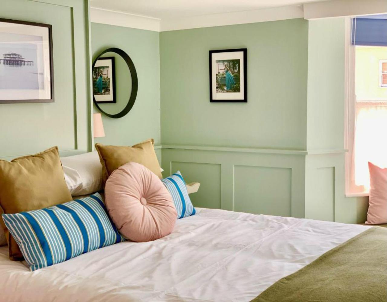 The Willows Brighton Luaran gambar