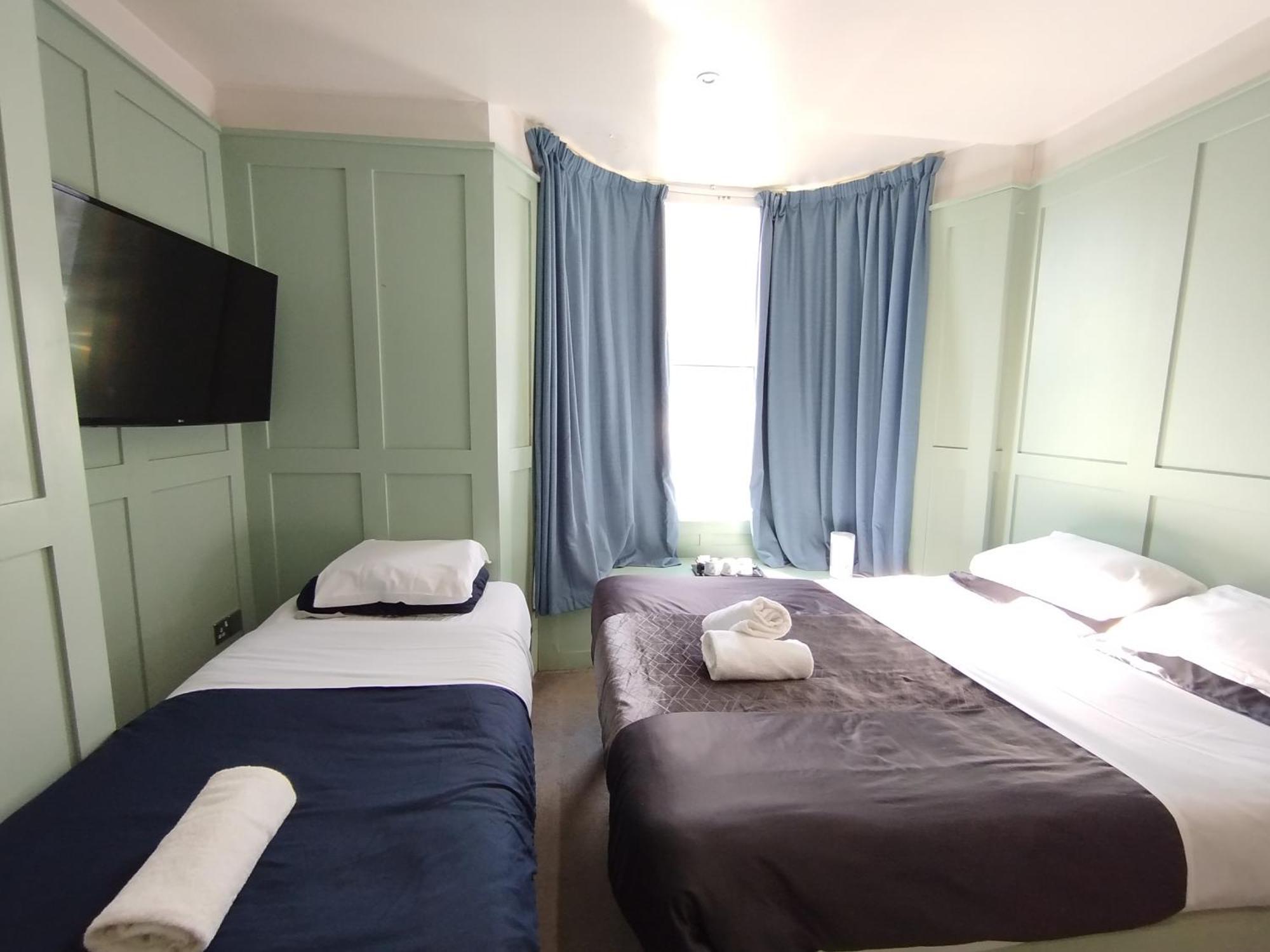 The Willows Brighton Luaran gambar