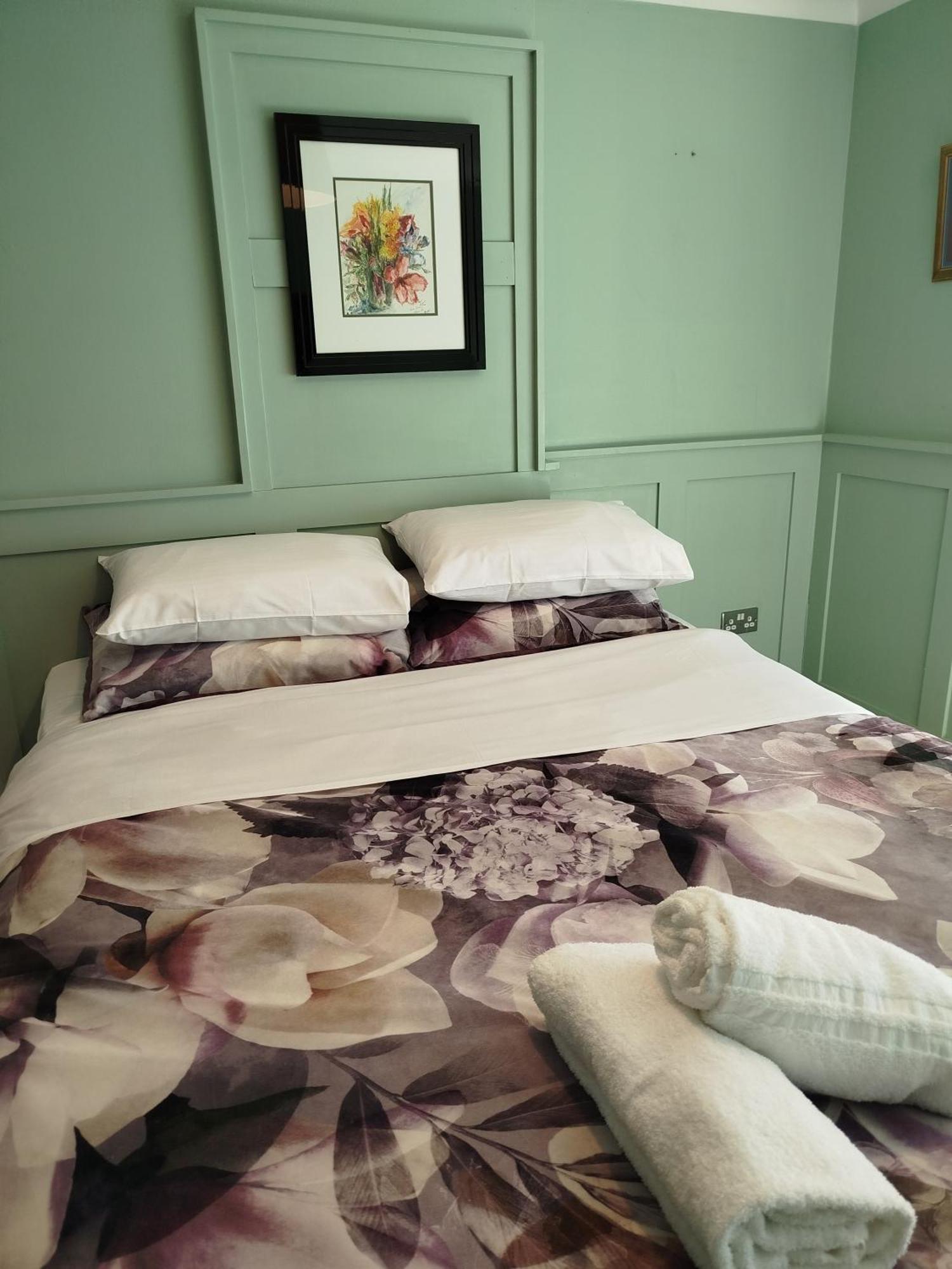 The Willows Brighton Luaran gambar