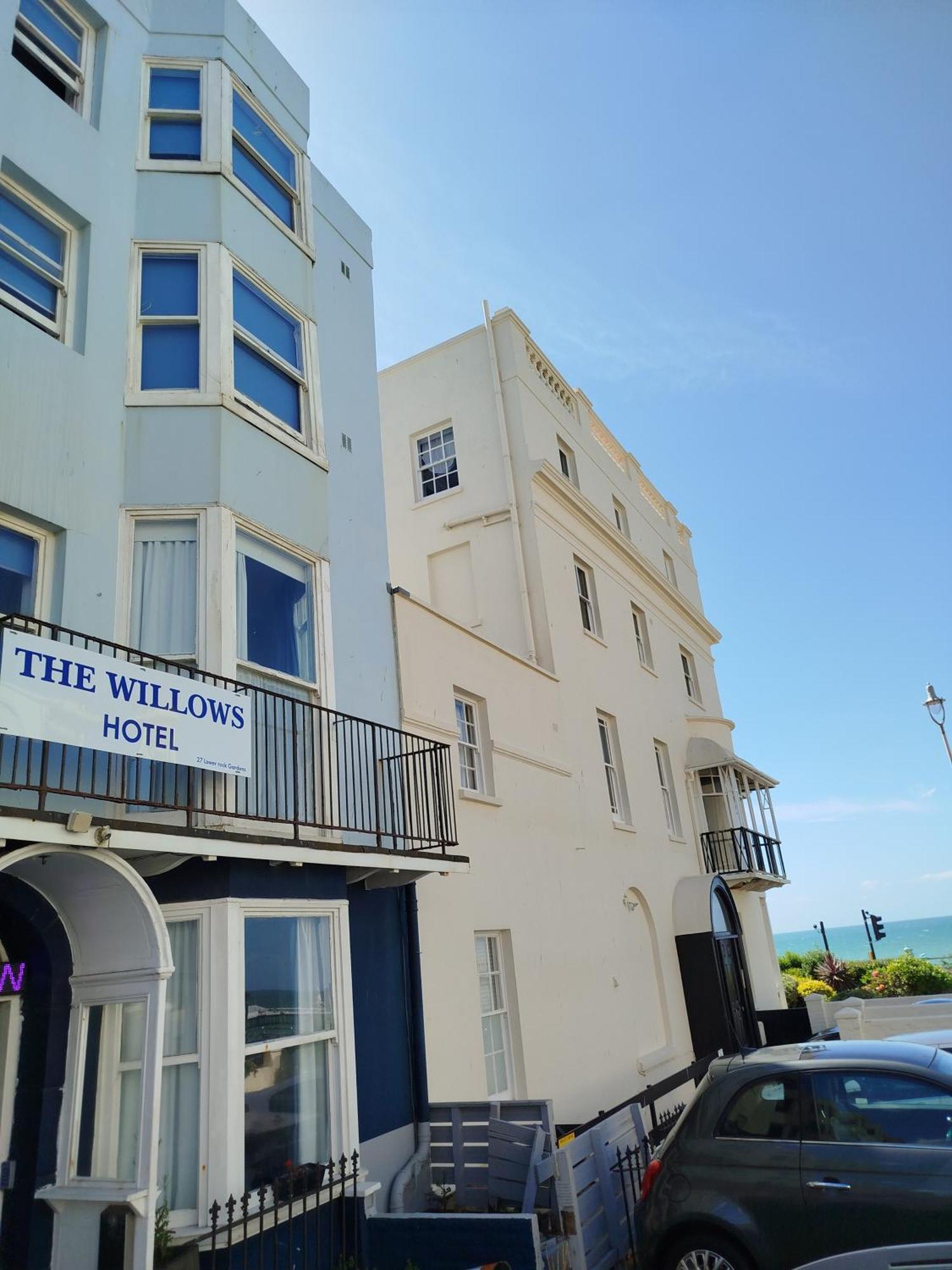 The Willows Brighton Luaran gambar